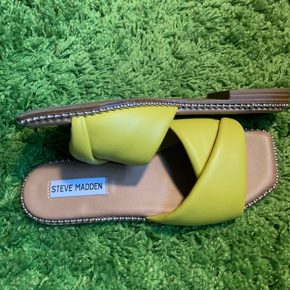 Steve Madden size 6.5 Sandals - Picture 4 of 6